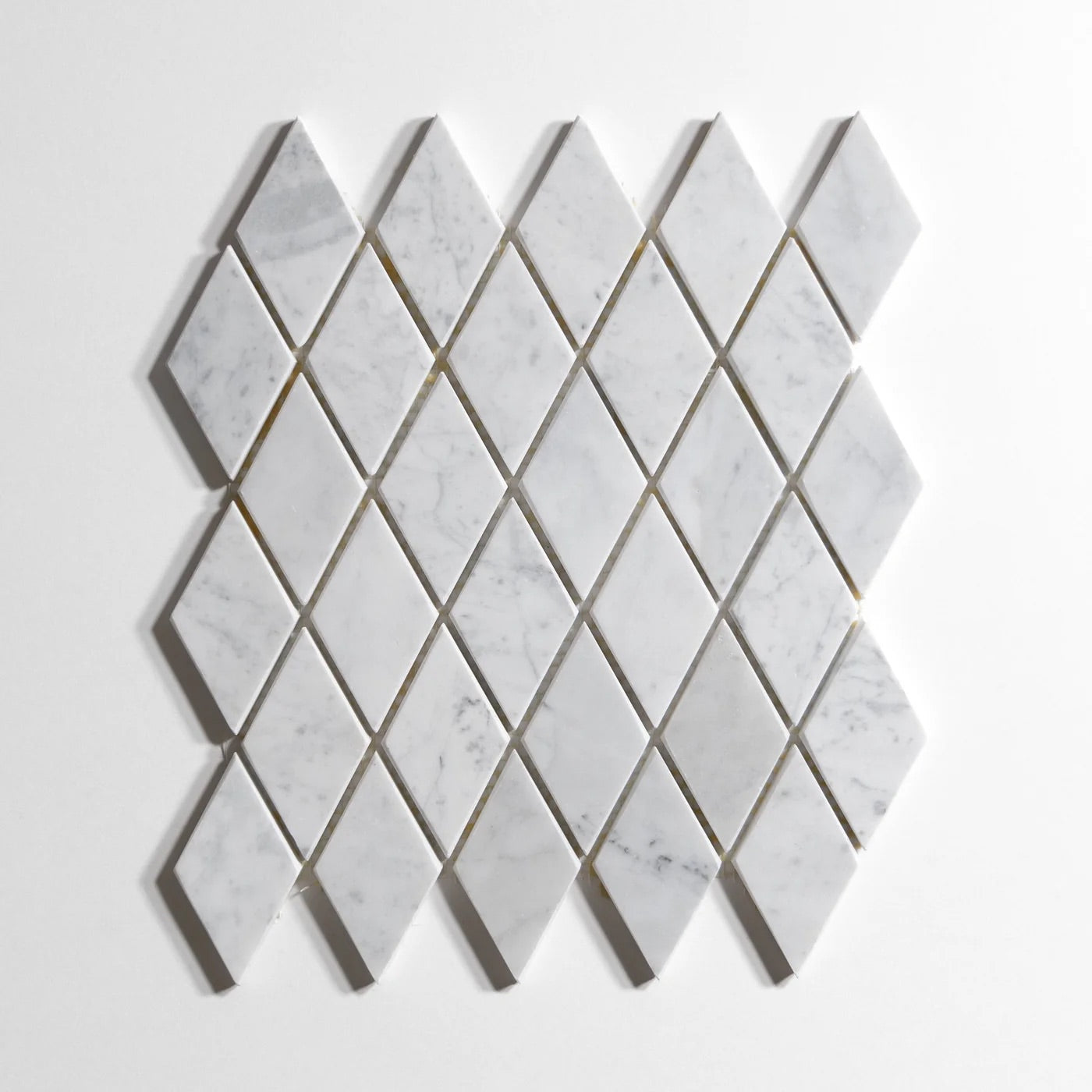 bianco_jolie_vena_diamond_2_X_2_12X14SHEET_Honed